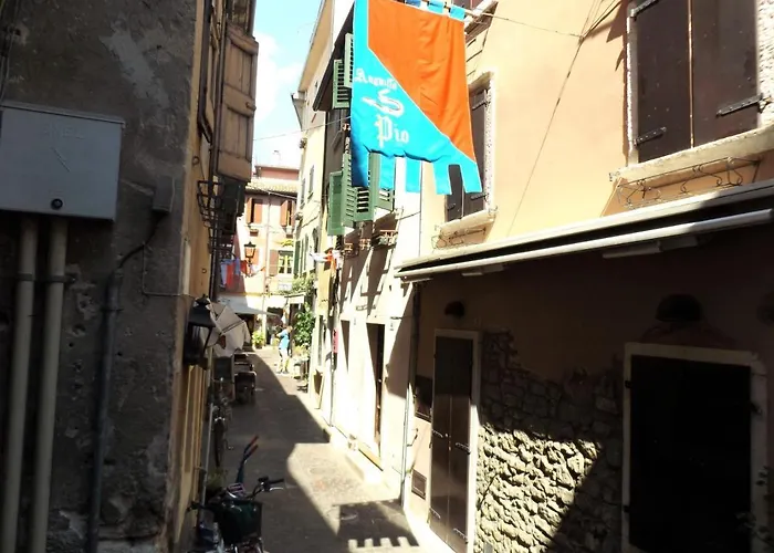 Casa Catullo * Garda (Verona)